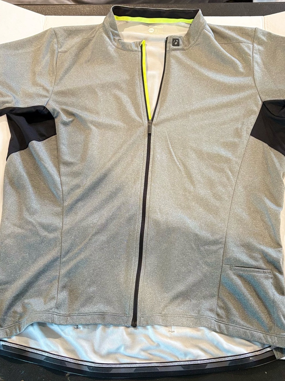 Bontrager Men's Gray Cycling Jacket with Reflective Trim